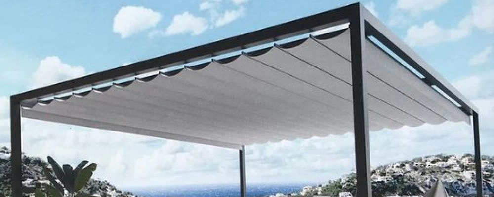 Image média: Une pergola/abri sur la butte de la plage des deux rives coté tomblaine : une valorisation durable et impactante