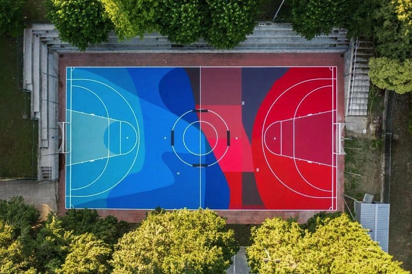 Image média: Réalisation d'une fresque street art sur terrains de jeu Pépinière
