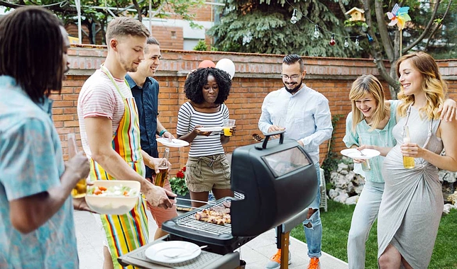 Image média: Saucisses,merguez,barbecue et dialogue social