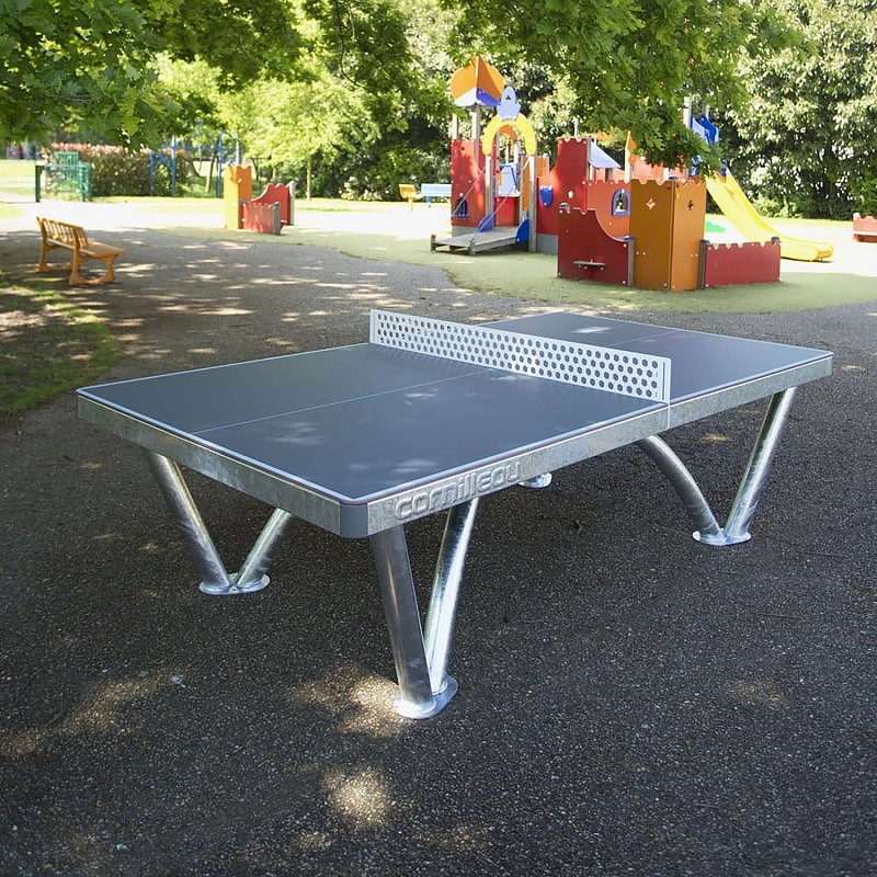 Image média: Installation de tables de Ping-Pong (Parc de la Pépinière)