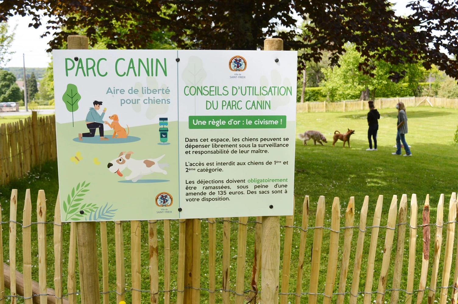 Image média: Proposition d'adaptation des grands parcs existants en installant et délimitant des zones canines encadrées